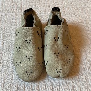 Robeez Panda leather booties 12-18mo
